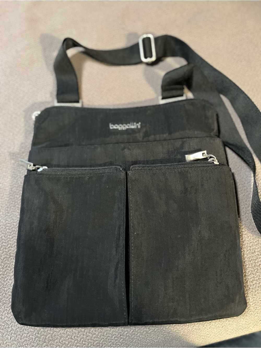 Baggallini Black Crossbody Shoulder Bag